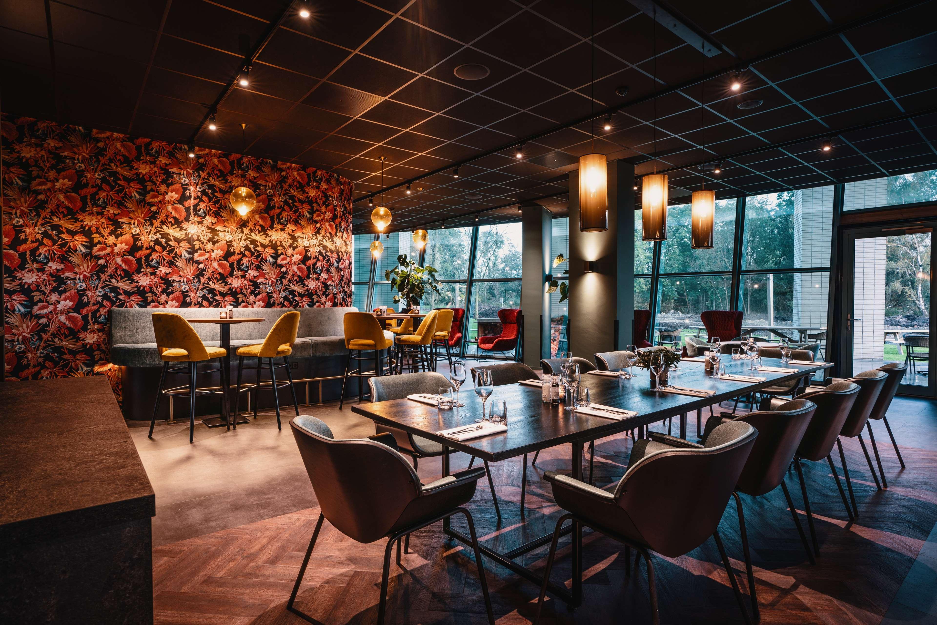 Best Western Plus Flatonia Inn Экстерьер фото
